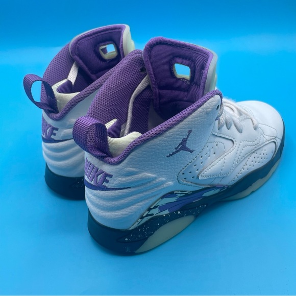 Jordan MVP GS “Summit White Raspberry” - Picture 2 of 4